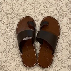 J Crew Marta Made In Italy Leather Toe Loop Sandals